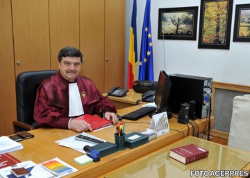 Toni Greblă: Zilele următoare voi lua o decizie privind demisia de la CCR; Este regretul vieţii mele